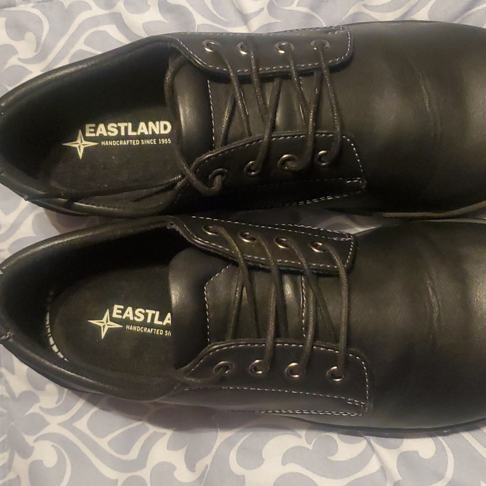 Work shoes no slip leather upper Eastland Black Leather